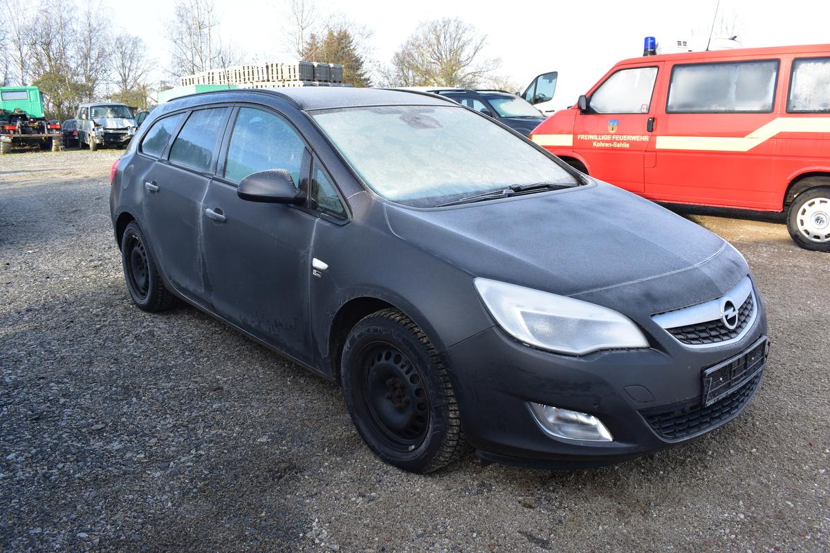 Opel Astra J 1.4T 